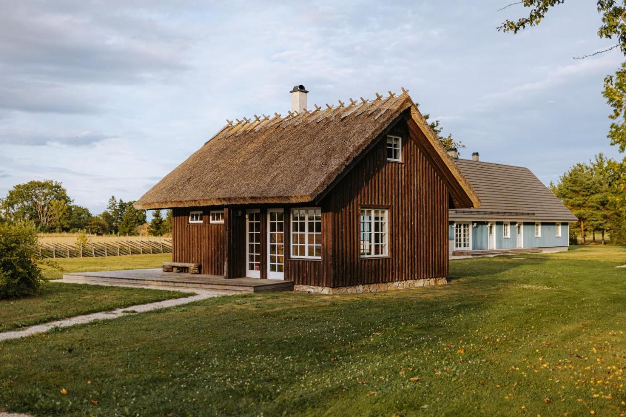 Holmiranna Holiday Homes Kungla Exterior foto