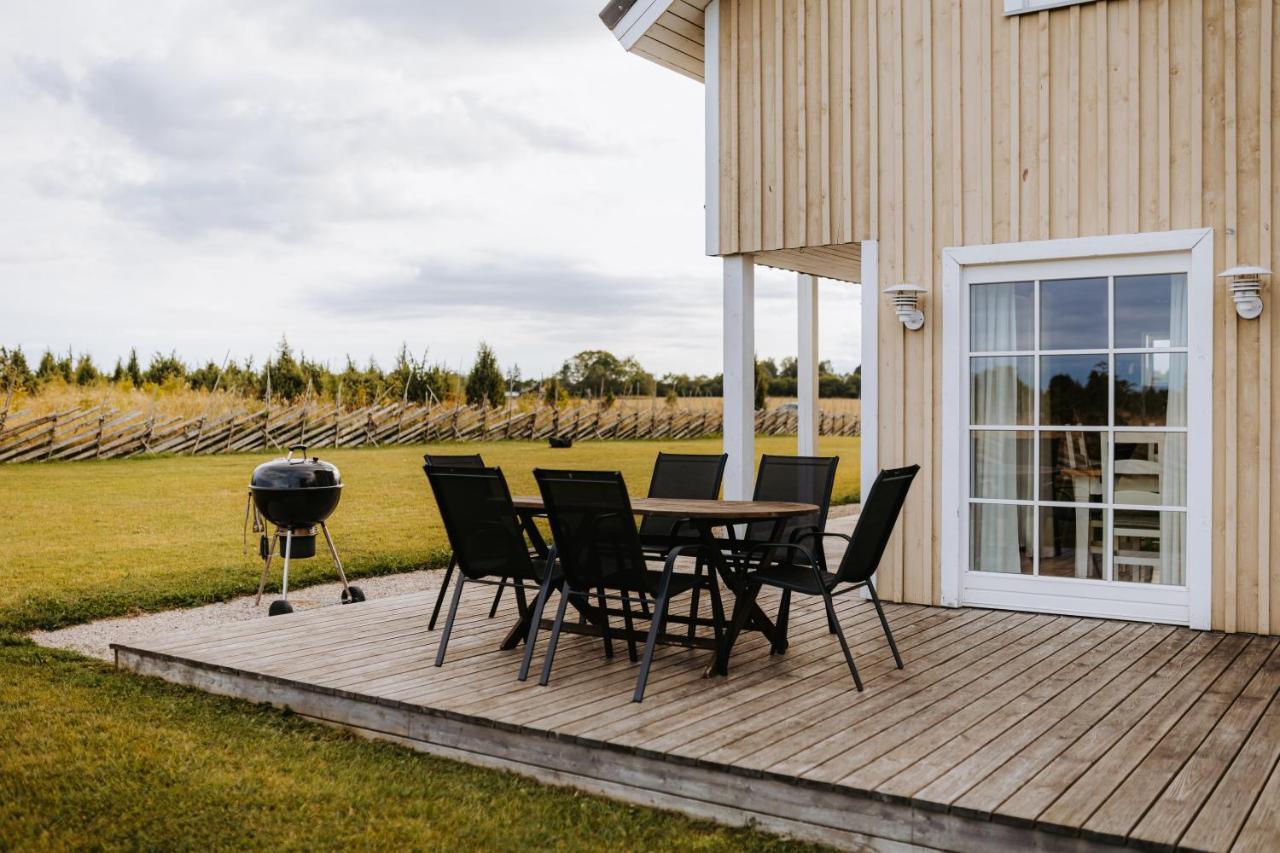 Holmiranna Holiday Homes Kungla Exterior foto
